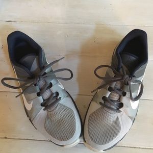 Nike 8.5 used athletic shoes