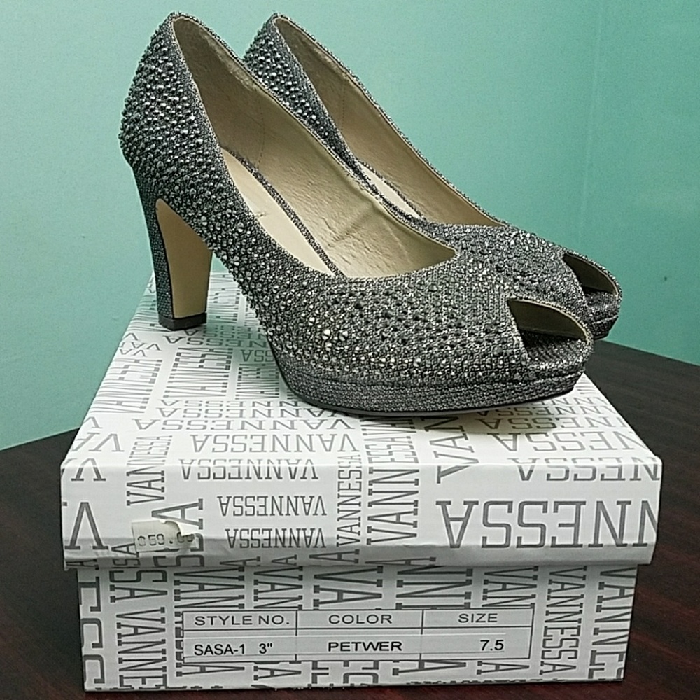 Charcoal studded 3" open toe