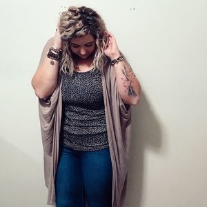 Beige kimono from Buckle