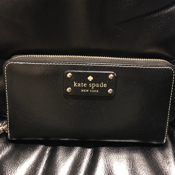 Kate Spade Wallet - Picture 2 of 4