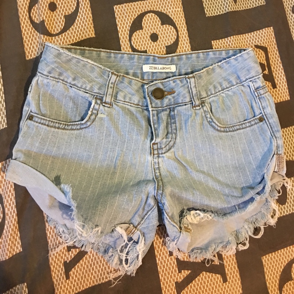 Billabong shorts