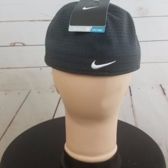 Nike Oregon Ducks True Fitted Hat Baseball - Picture 2 of 4