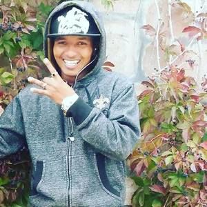 Meet your Posher, Hame