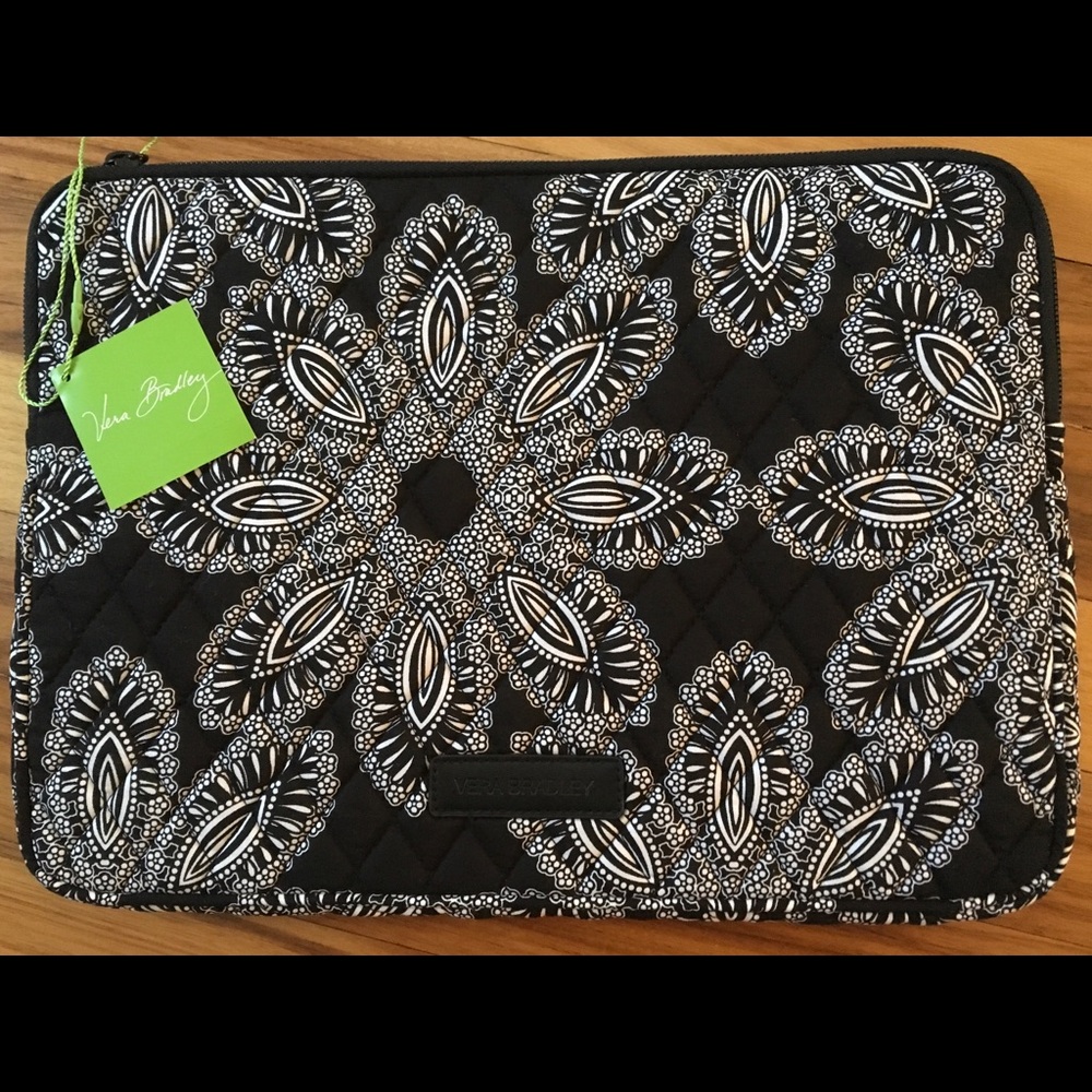 VERA BRADLEY TABLET SLEEVE
