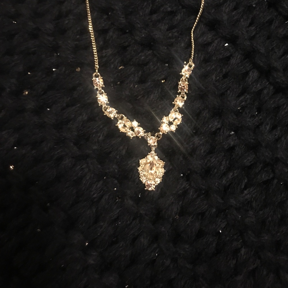 Givenchy Necklace - Picture 2 of 4