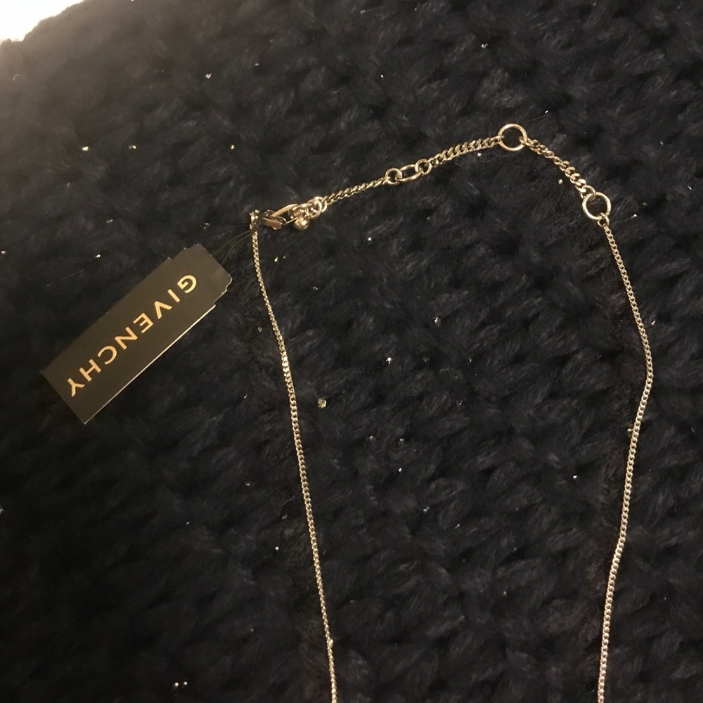 Givenchy Necklace - Picture 3 of 4