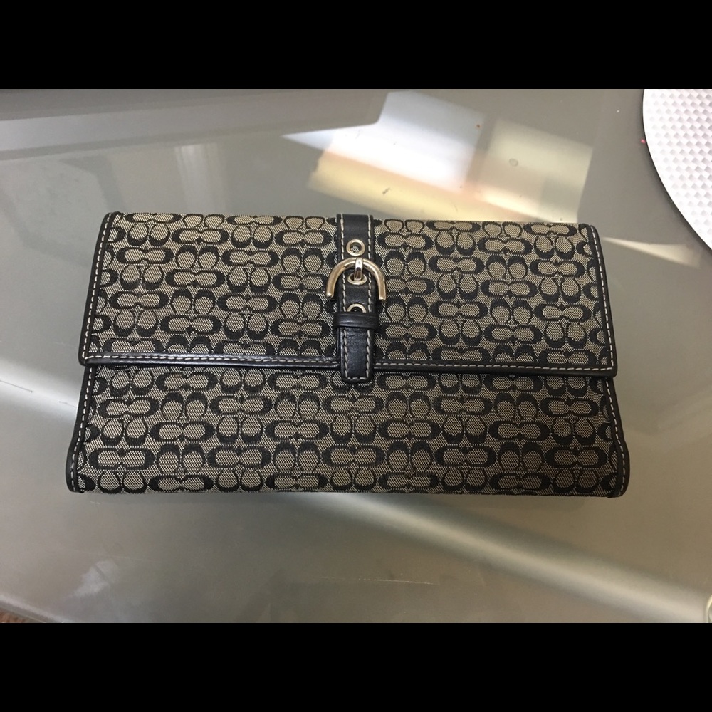 Coach signature wallet