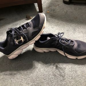 NWOT under armour running shoes size 12