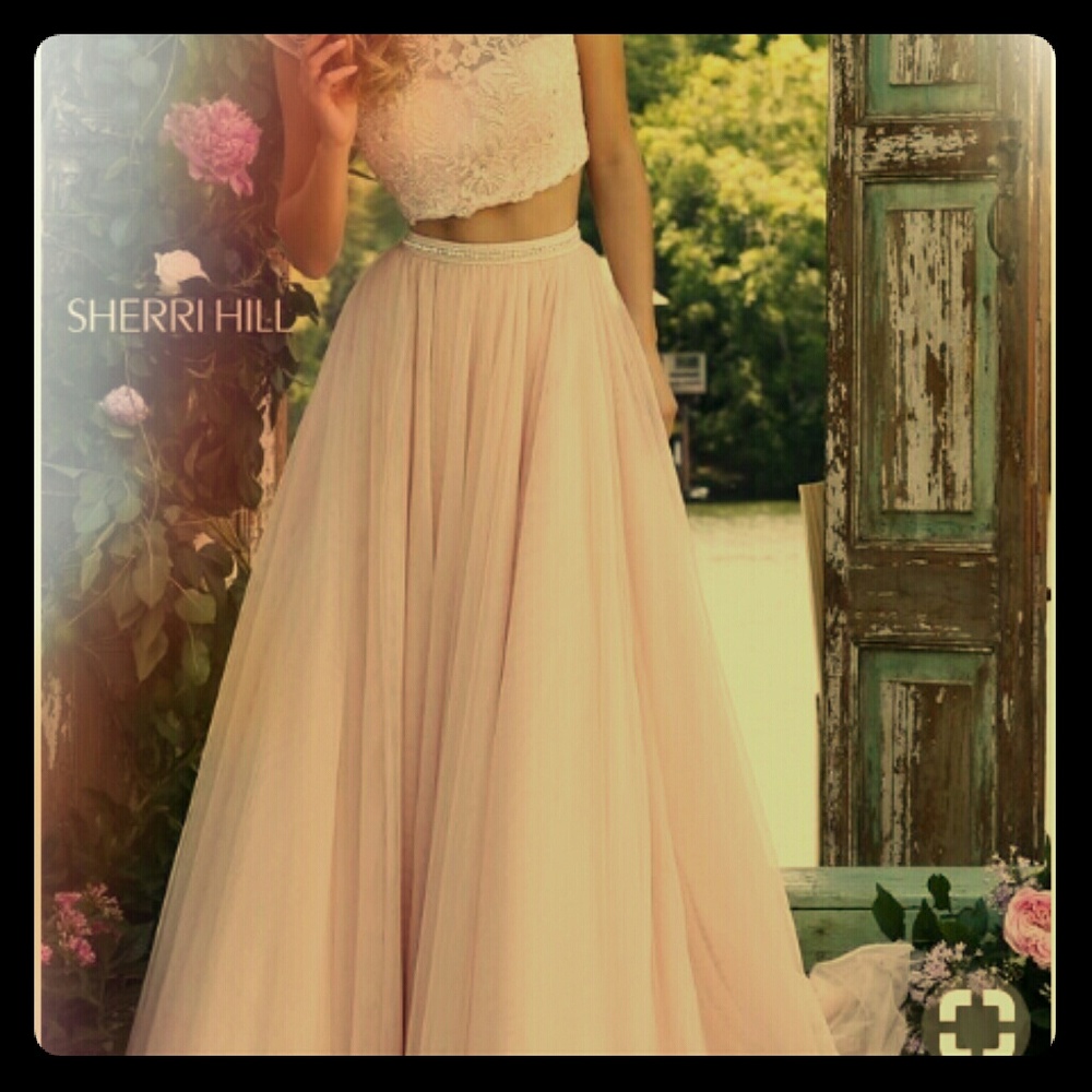 Modern dress