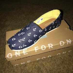 Women toms