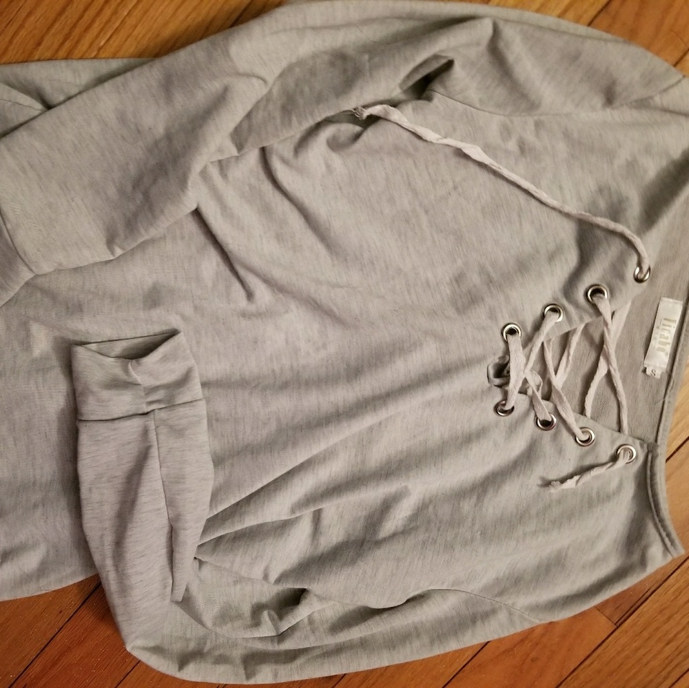 Long sleeve thin tee