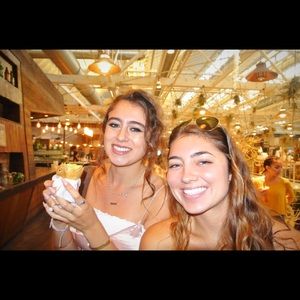 Meet your Posher, Hannah