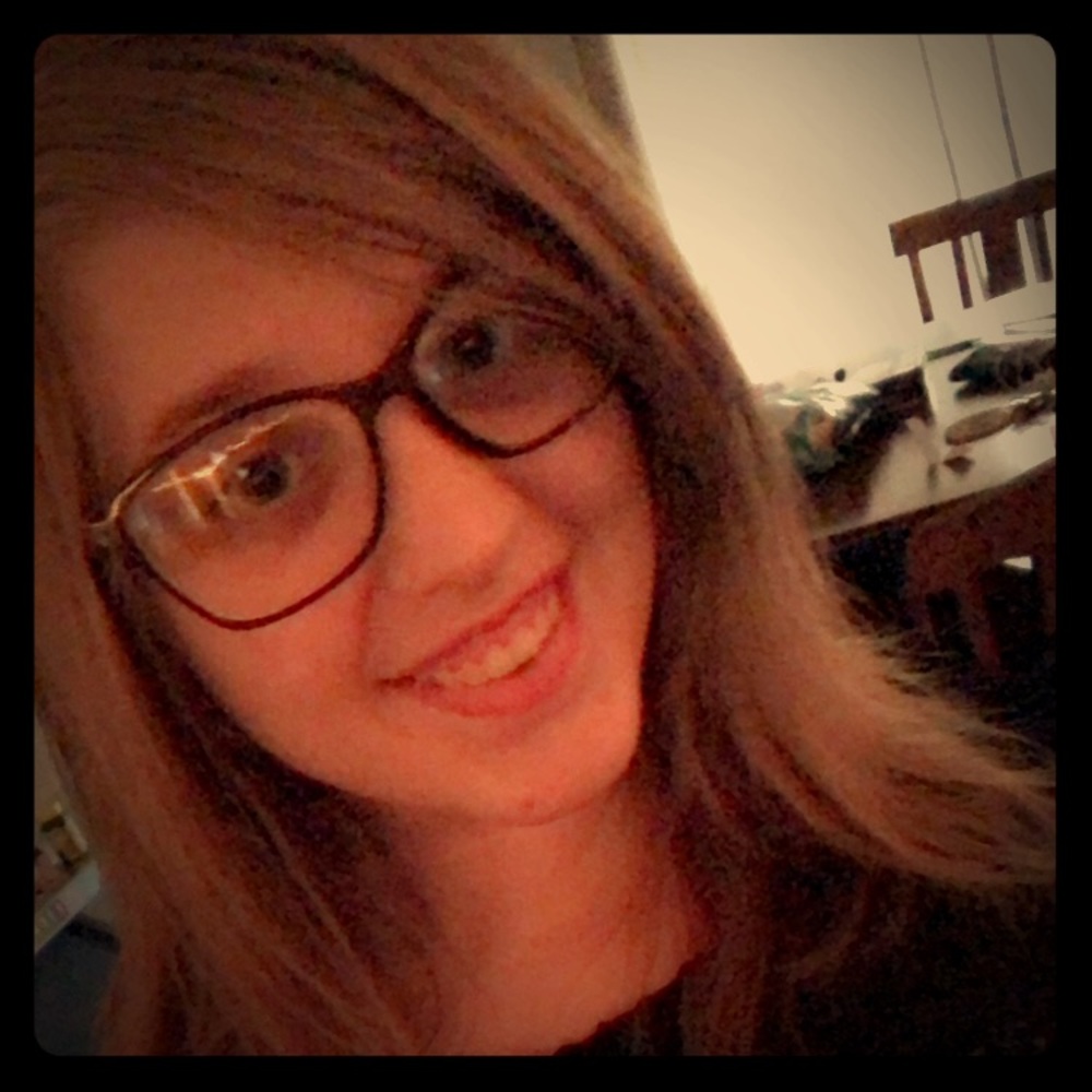 Meet your Posher, Tiffany