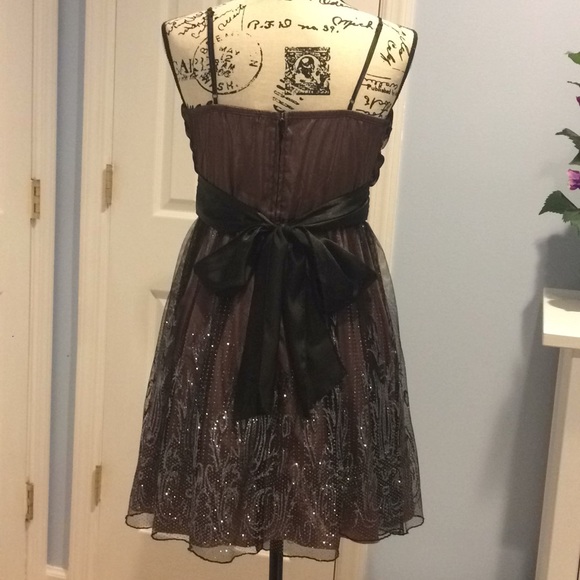 trixxi Metallic Pink Party Dress  Juniors Size 9 - Picture 3 of 8