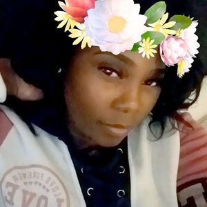 Meet your Posher, Shannon