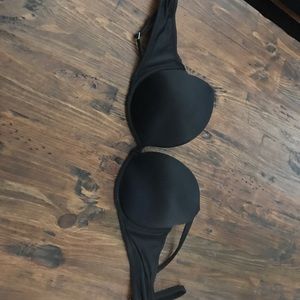 Victoria’s Secret push up plunge bra
