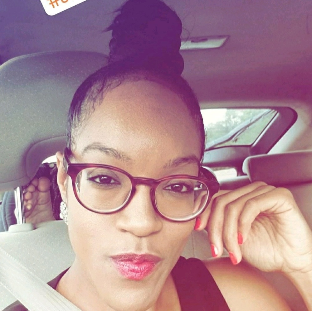 Meet your Posher, Keosha