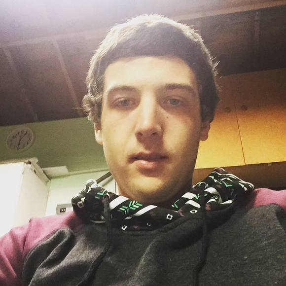 Meet your Posher, Kyle - Picture 1 of 1