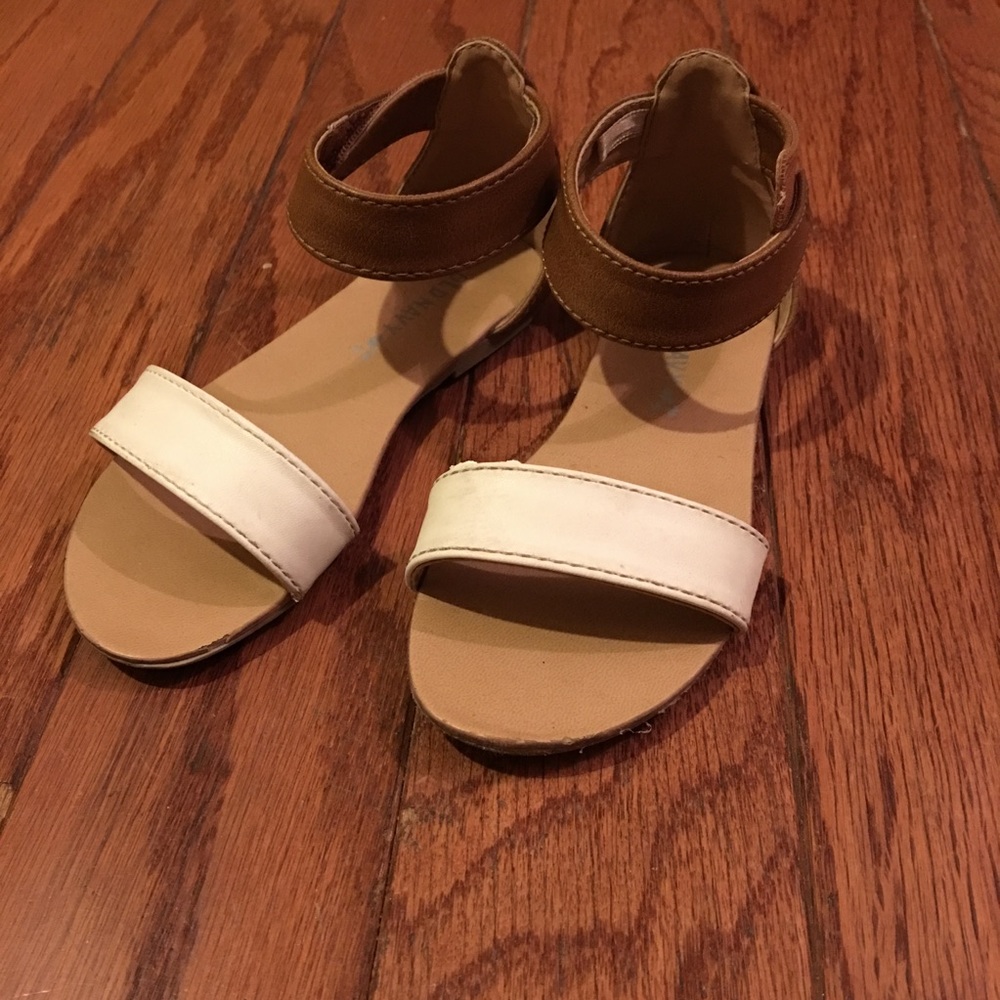 Old Navy sandals