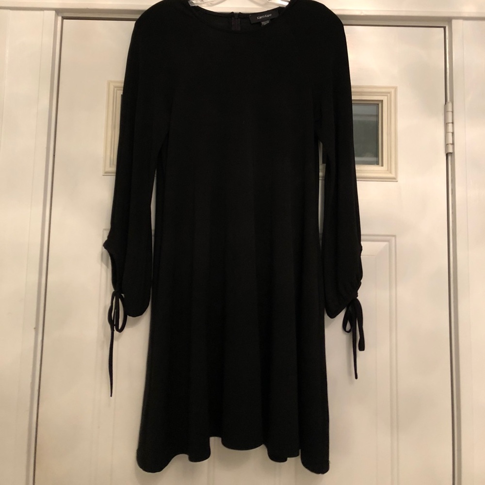 Karen Kane tie sleeve swing dress