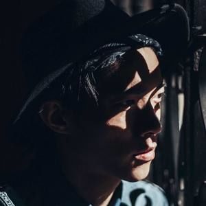 Meet your Posher, Johnny