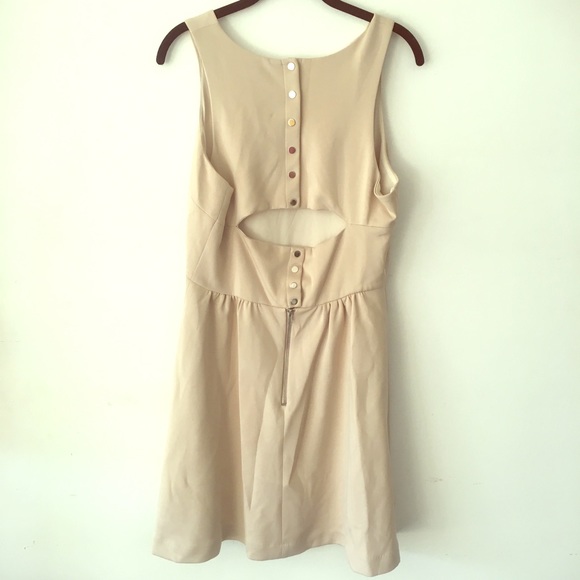 W118 by Walter Baker Dress with open back buttons - Picture 1 of 4