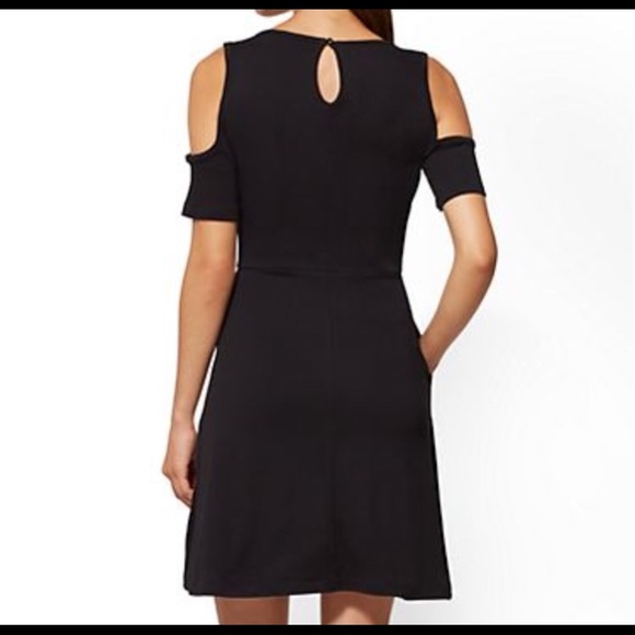 New White fit and flare dress - Picture 5 of 6