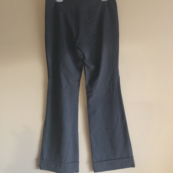 Slack pants - Picture 3 of 3
