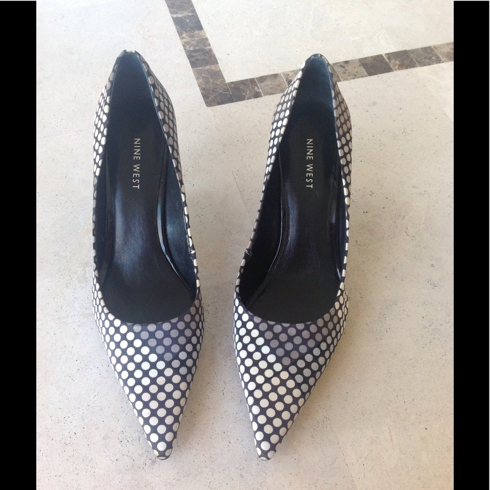 Women shoes new.