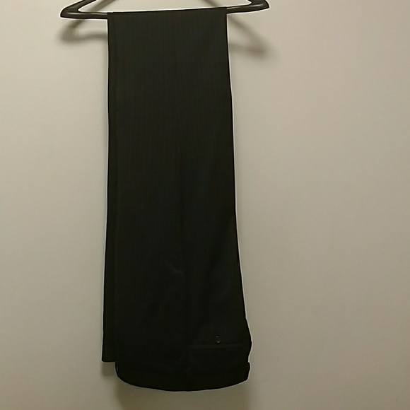 Mens suit - Picture 2 of 3