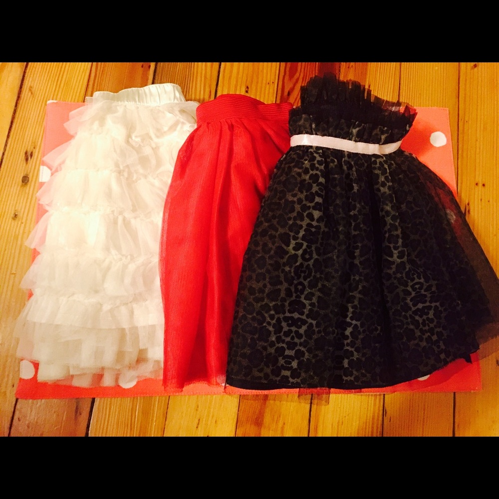Girls assorted Tutus !!! Size 5/6