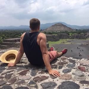 Meet your Posher, Tyler