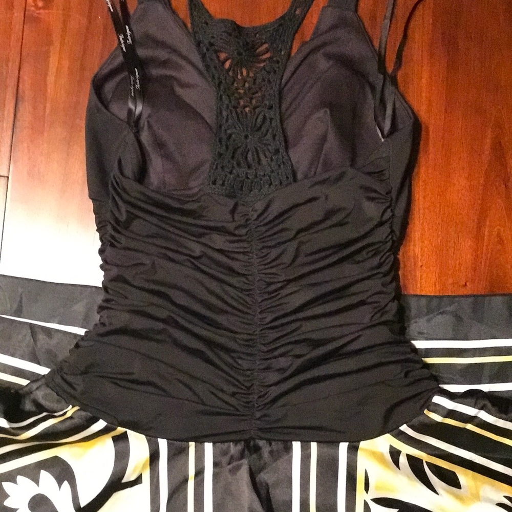 Dress - Picture 5 of 5