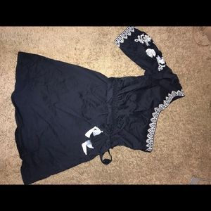 One shoulder navy embroidered dress w belt