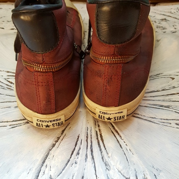 Converse High Top - Picture 2 of 3