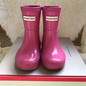 Toddler Pink Hunter Boots💓
