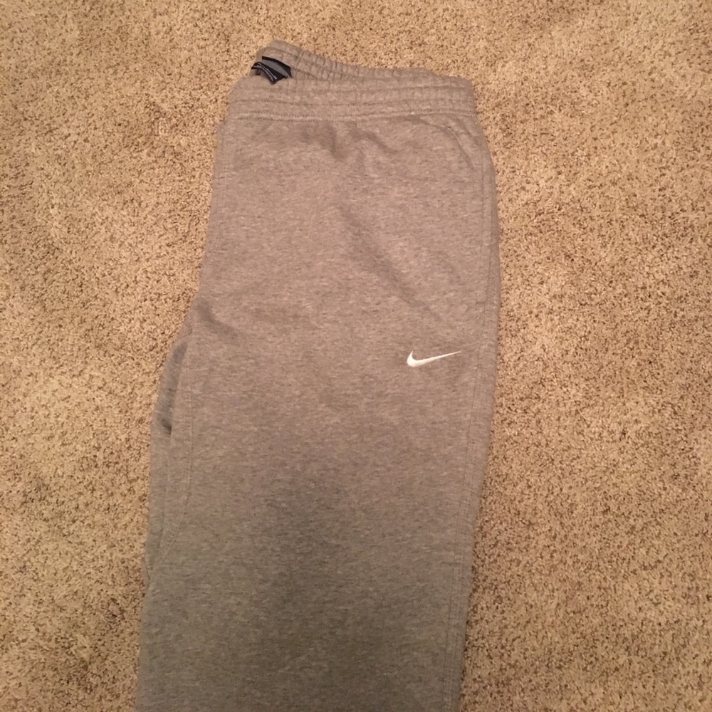 Men's Nike sports wear pants