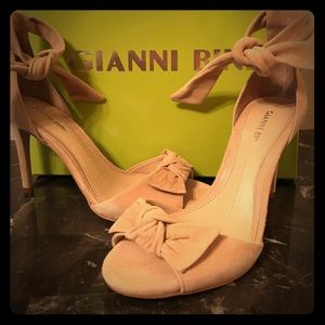 Like new Gianni Bini heels. Size 7.5