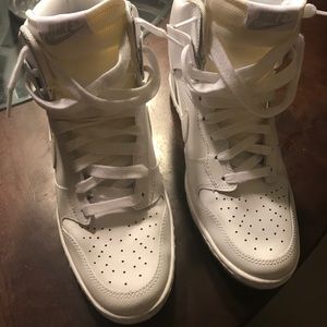 White Nike Sky Dunk Sneakers Size US 9 gum sole
