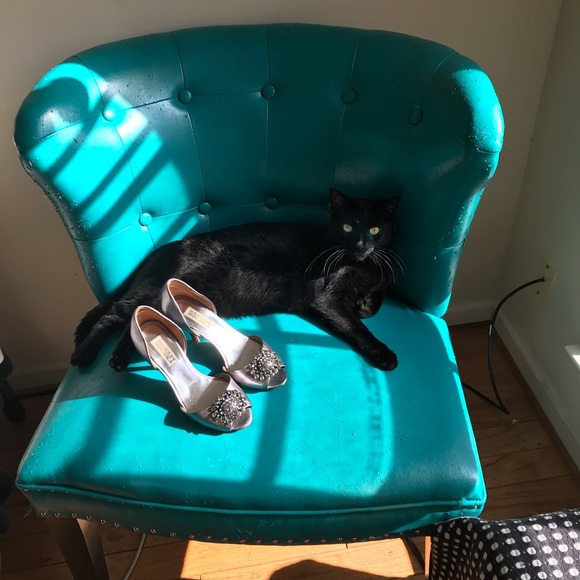 Badgley Mischka Jeweled Heels - Picture 2 of 4