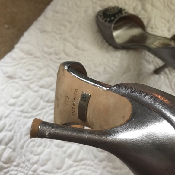 Badgley Mischka Jeweled Heels - Picture 4 of 4