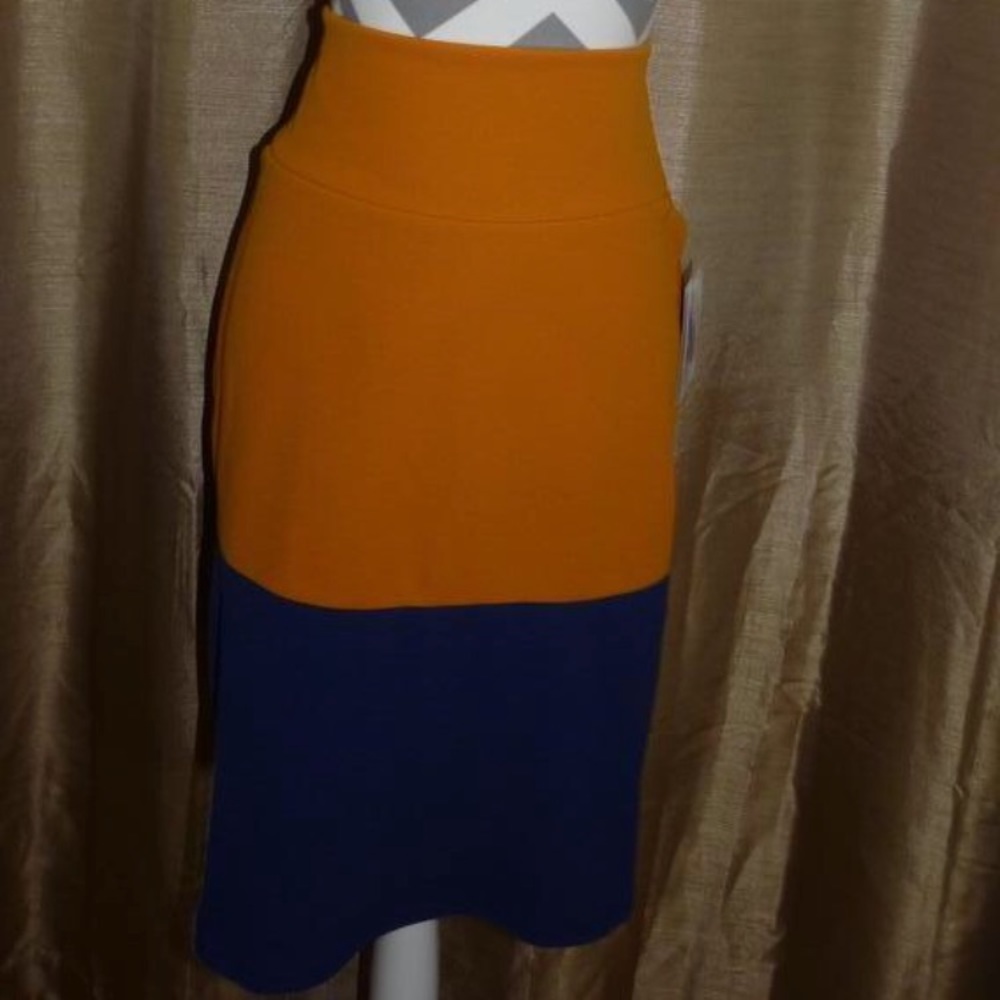 LuLaRoe L Cassie Skirt