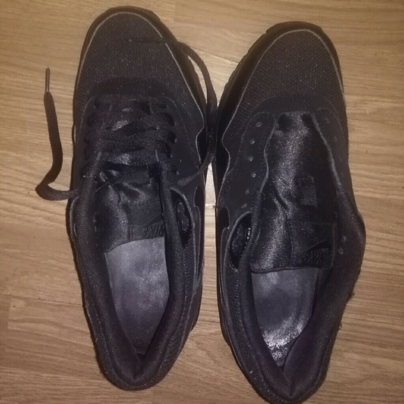 All Black Air Max MEN'S 8 WOMEN'S 9.5 - Picture 2 of 4