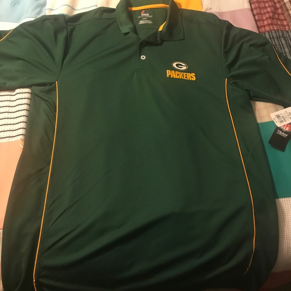 Green Bay Packets collared shirt.