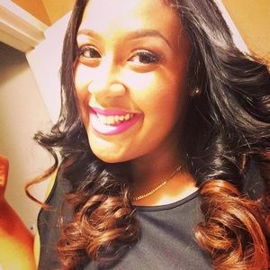 Meet your Posher, Paola