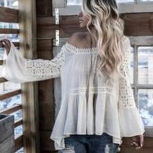 Delilah Vintage Lace Bell Sleeve Blouse