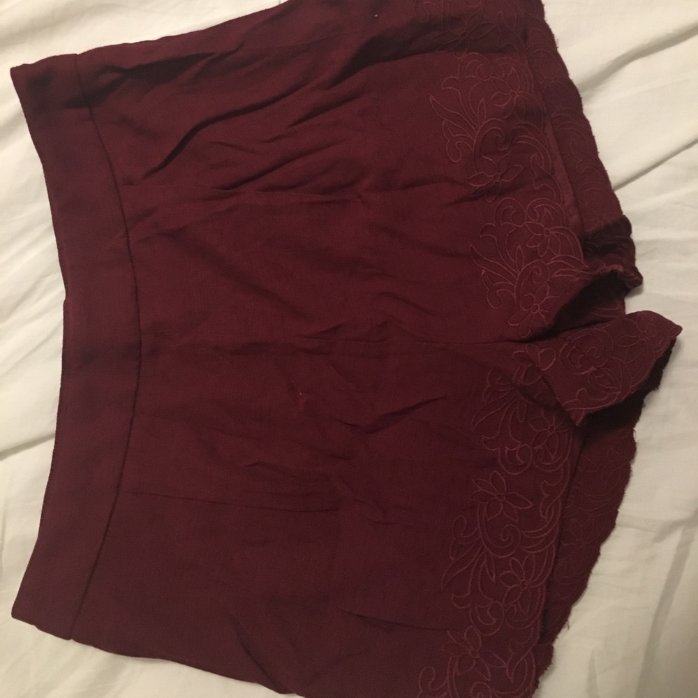 Miami maroon short