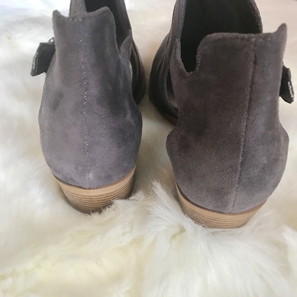 Vegan Suede Cut Out Ankle Bootie - Picture 5 of 8