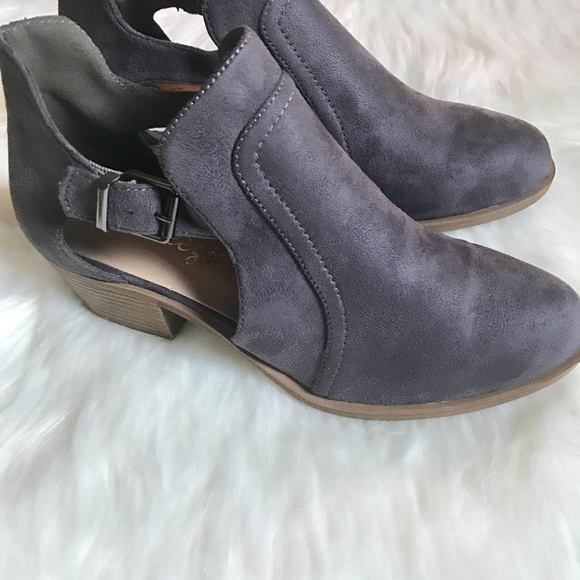 Vegan Suede Cut Out Ankle Bootie - Picture 3 of 8