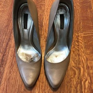 Vintage Dolce & Gabbana Gray/wood Pumps Size 38